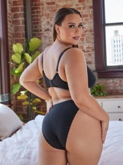 A Peek Behind The Lace Bralette -Fashion Lingerie Store A PEEK BEHIND THE LACE BRALETTE BB2148056 0687 3 1200x1600 1