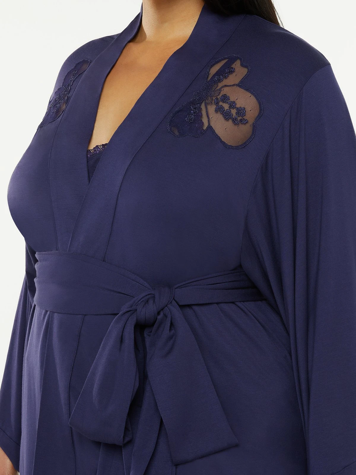 A Peek Behind The Lace Robe 4 A Peek Behind The Lace Robe - Image 4