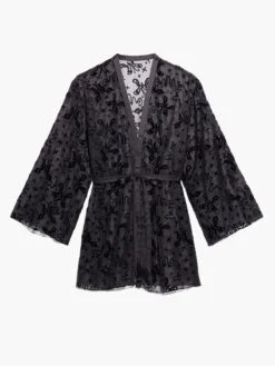 Devoré Dreams Velvet Short Robe 9 Devoré Dreams Velvet Short Robe -Fashion Lingerie Store DEVORE DREAMS VELVET SHORT ROBE SQ2252375 0687 LAYDOWN 1200x1600 1