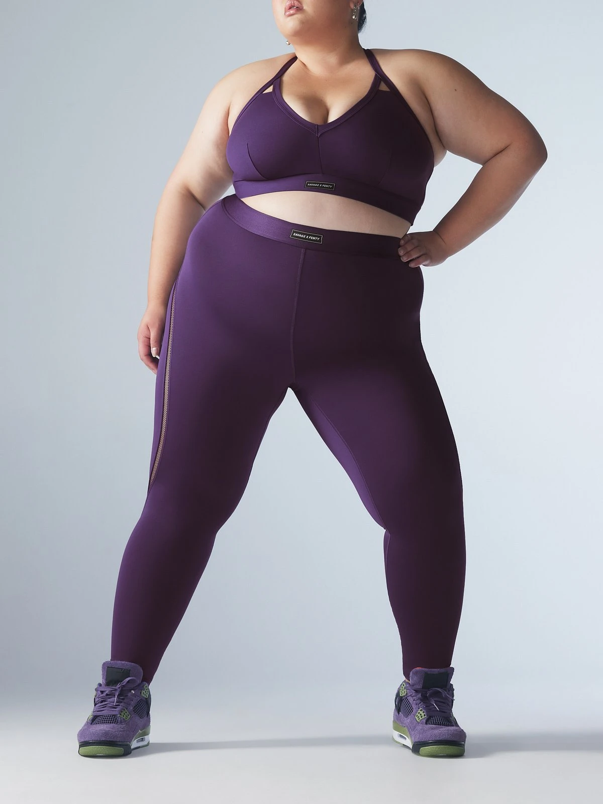 Flow High-Waist Trimmed Legging 4 Flow High-Waist Trimmed Legging - Image 4