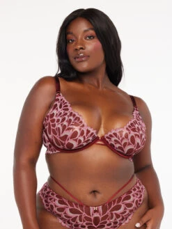 Fashion Lingerie Store 28 Savage Not Sorry Ultra Demi Unlined Lace Bra